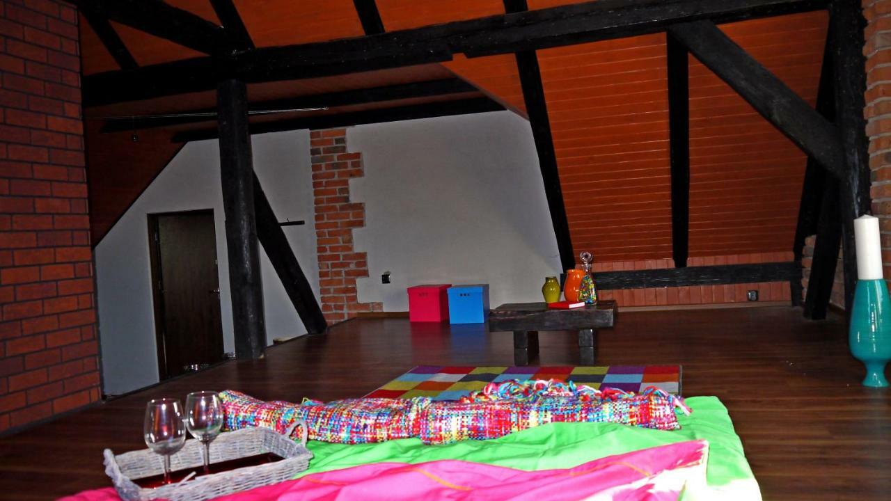 Ferienwohnung Old Attic House Polakowice Exterior foto