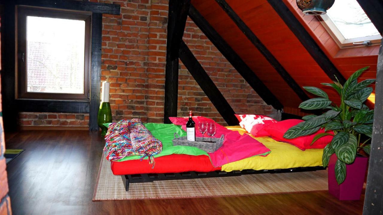 Ferienwohnung Old Attic House Polakowice Exterior foto